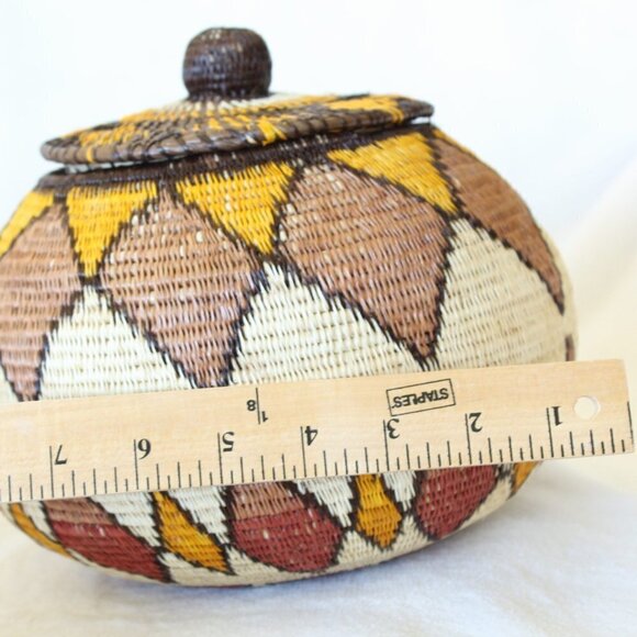 Panamanian Indian hand woven basket native Embera Wounaan triangle patterns - Picture 4 of 11